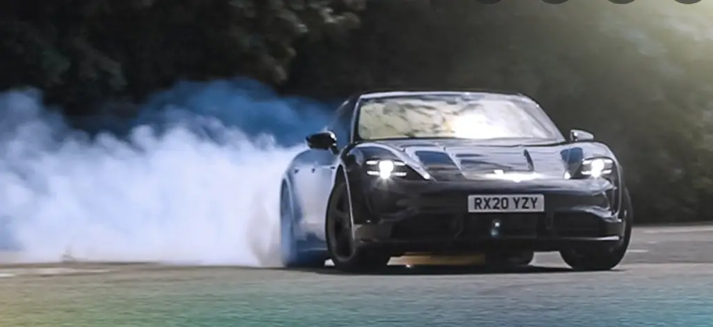 Porsche Taycan Smokey Drift